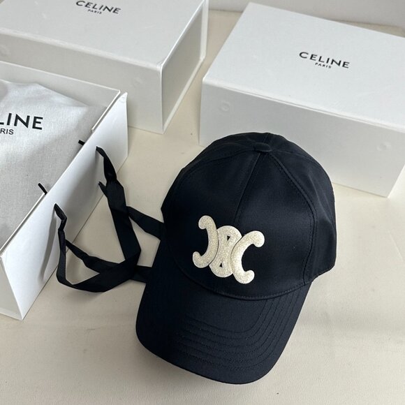 Celine black Cap with Cream Logo - Picture 3 of 7